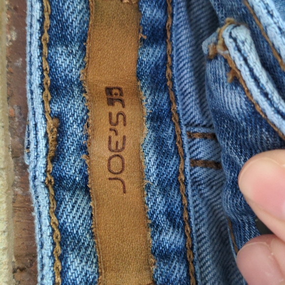 Joe's Jeans High Rise Straight Crop - Picture 5 of 11